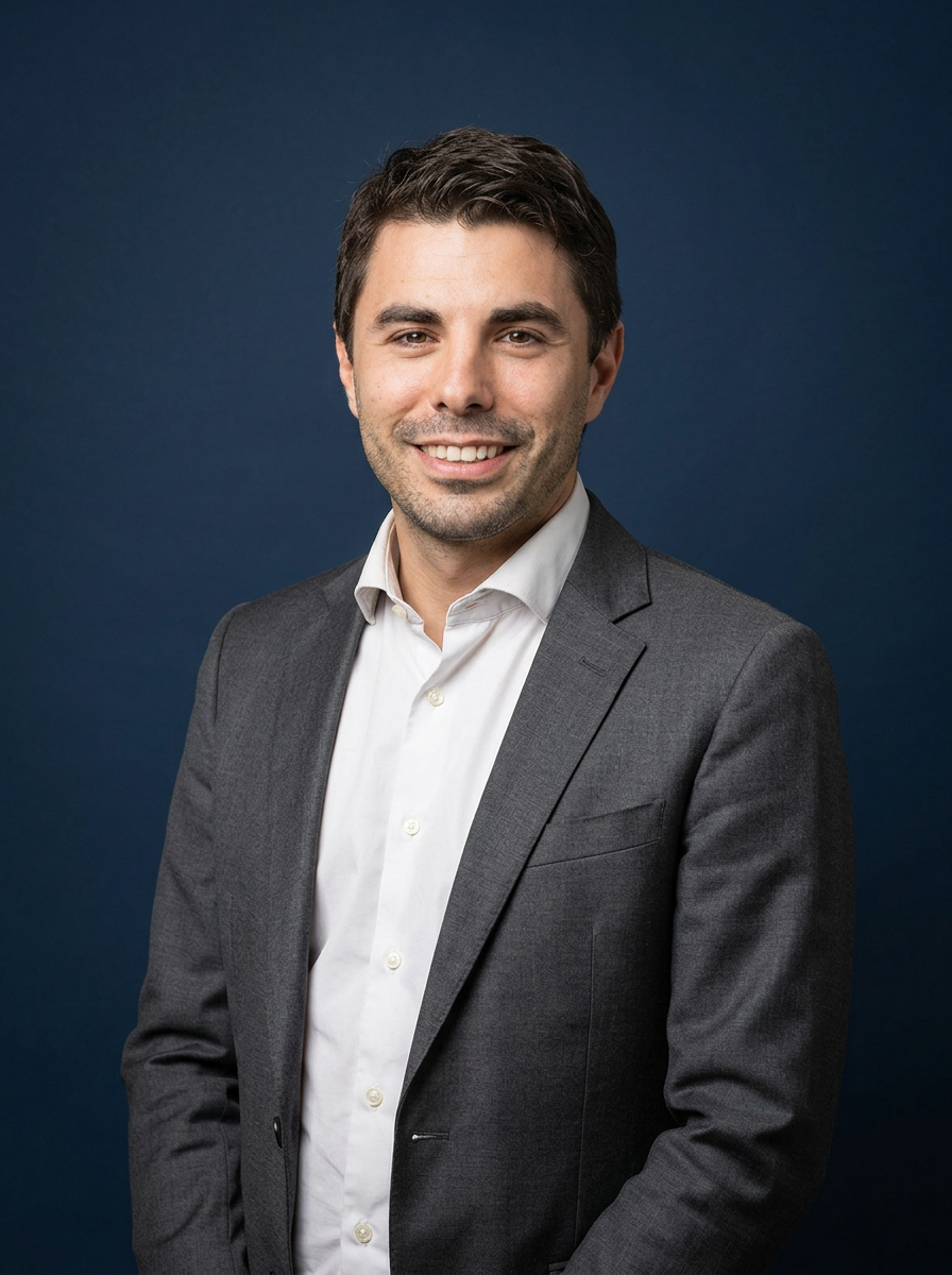 Javier Calzada — Abogado