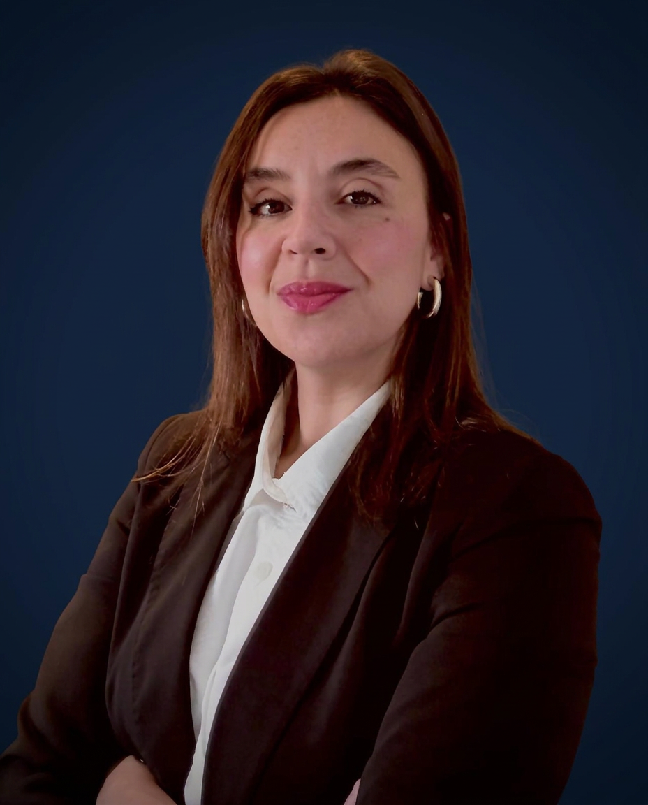 Maria Cabrera — Abogada